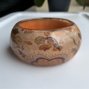 Vintage Wood Fabric Lucite Bangle 121 gr